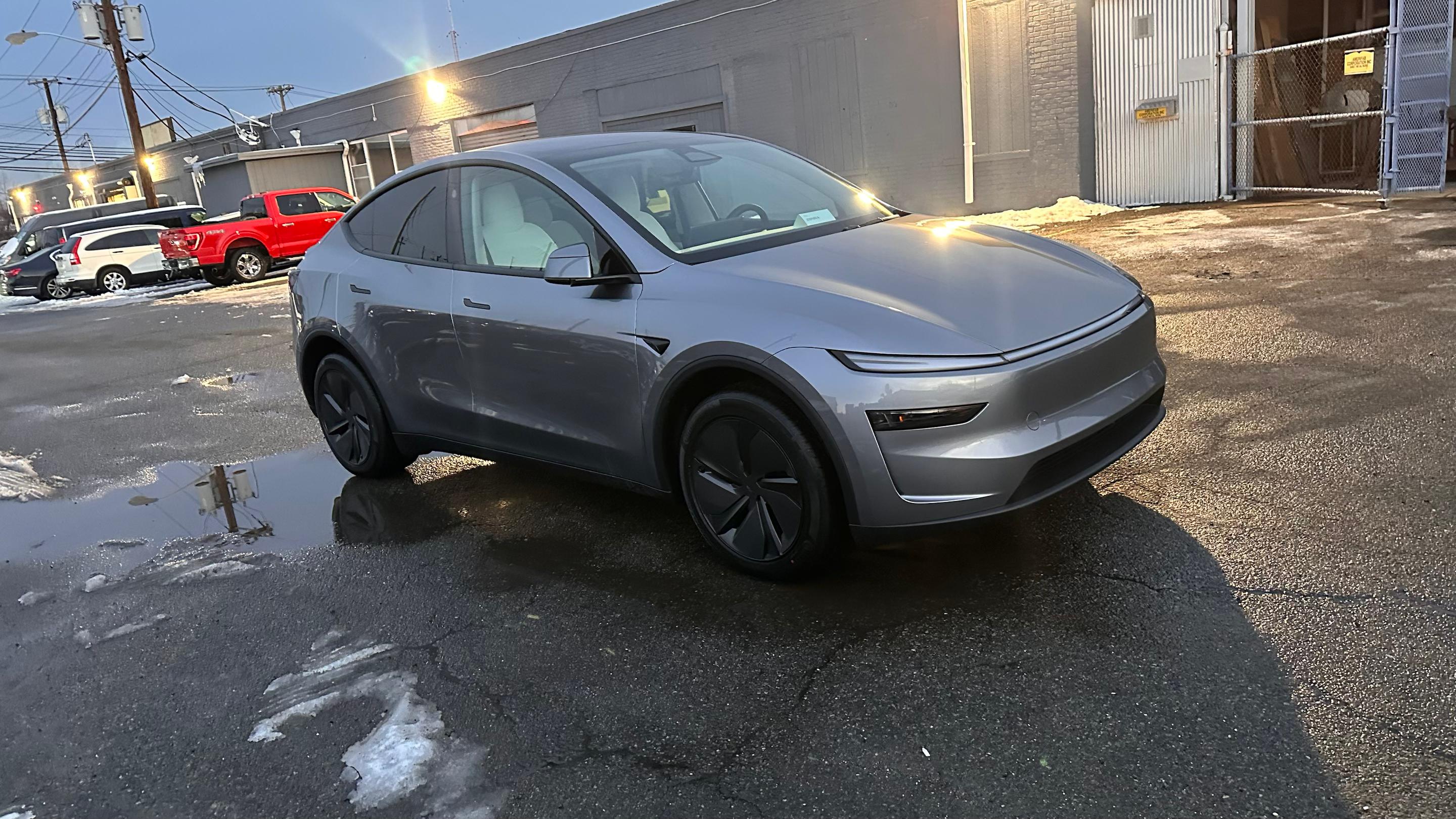 Tesla Model Y 2026 in 