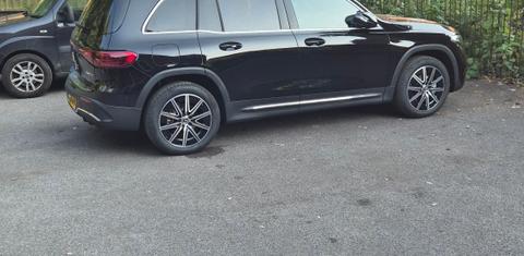 Mercedes-Benz EQB 2025