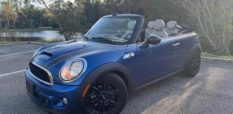 MINI Convertible 2013