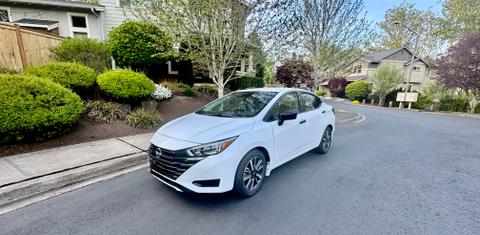 Nissan Versa 2025