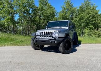 Jeep Wrangler Unlimited car