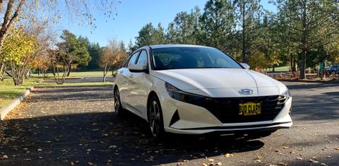 Hyundai Elantra 2023