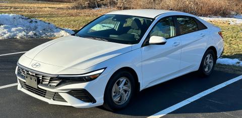 Hyundai Elantra 2025