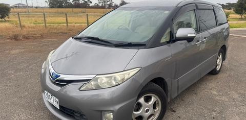 Toyota Estima Hybrid 2013