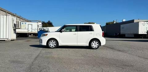Scion xB 2013