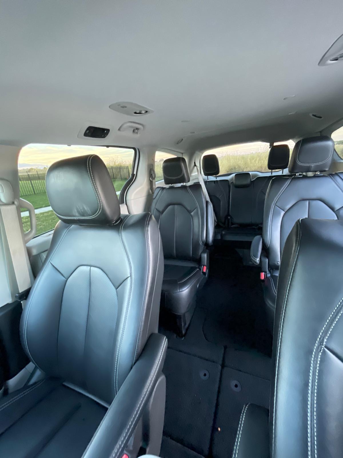 Chrysler Pacifica 2026 in Peoria, IL