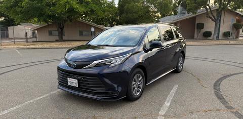 Toyota Sienna 2024