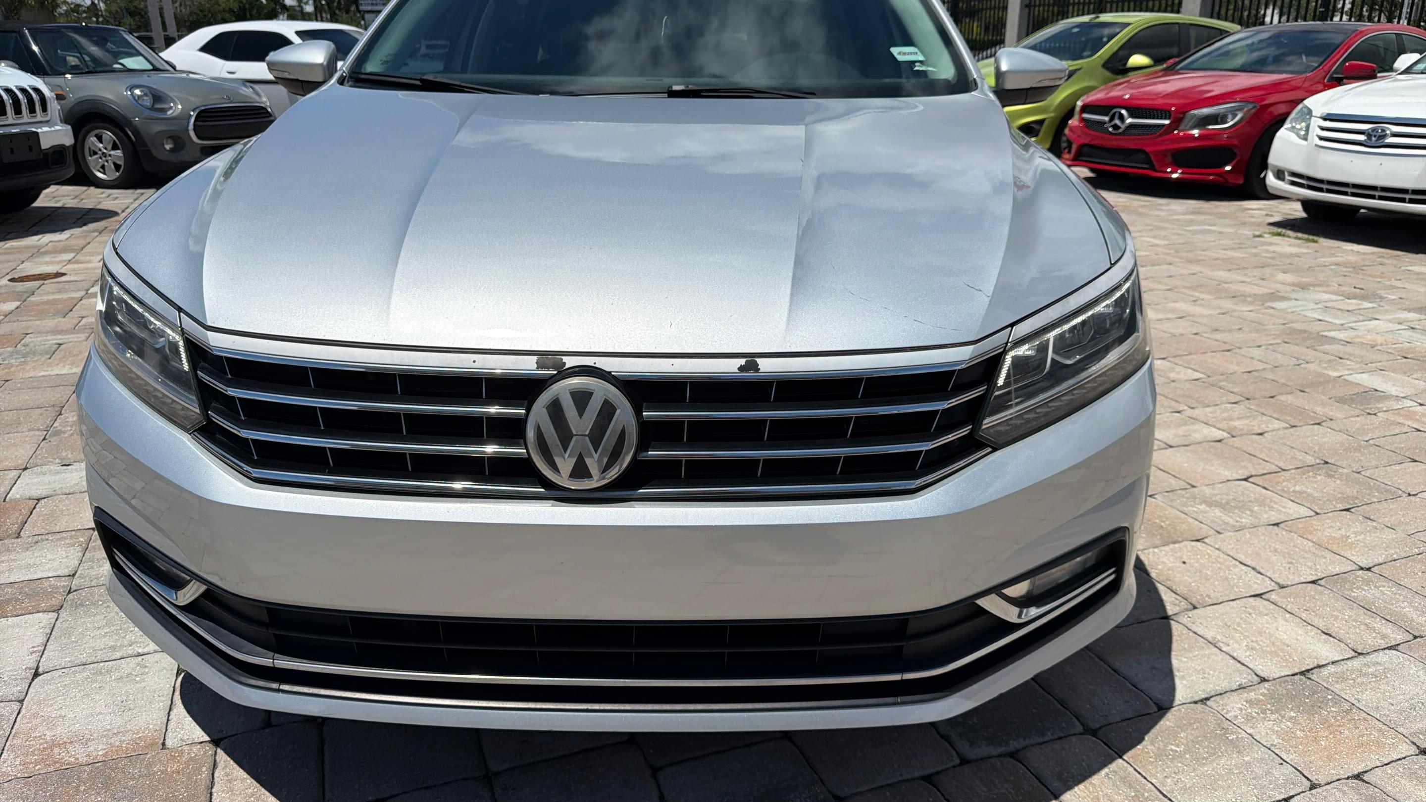 Volkswagen Passat 2016 in 