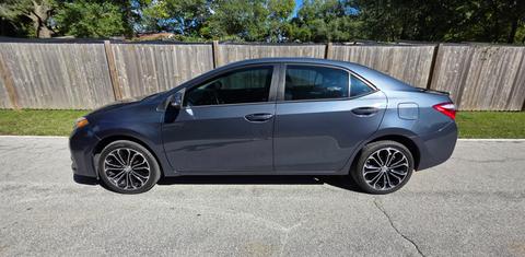Toyota Corolla 2015