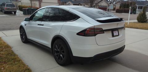 Tesla Model X 2023