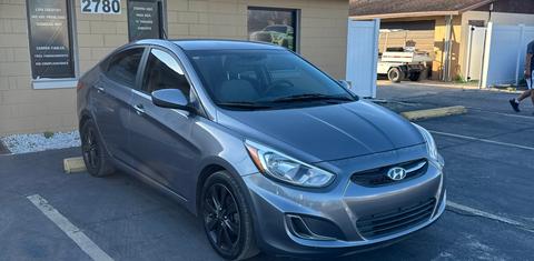 Hyundai Accent 2015