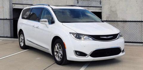Chrysler Pacifica 2017