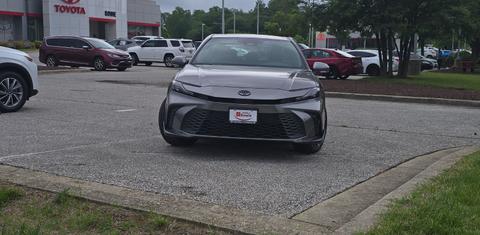 Toyota Camry Hybrid 2025