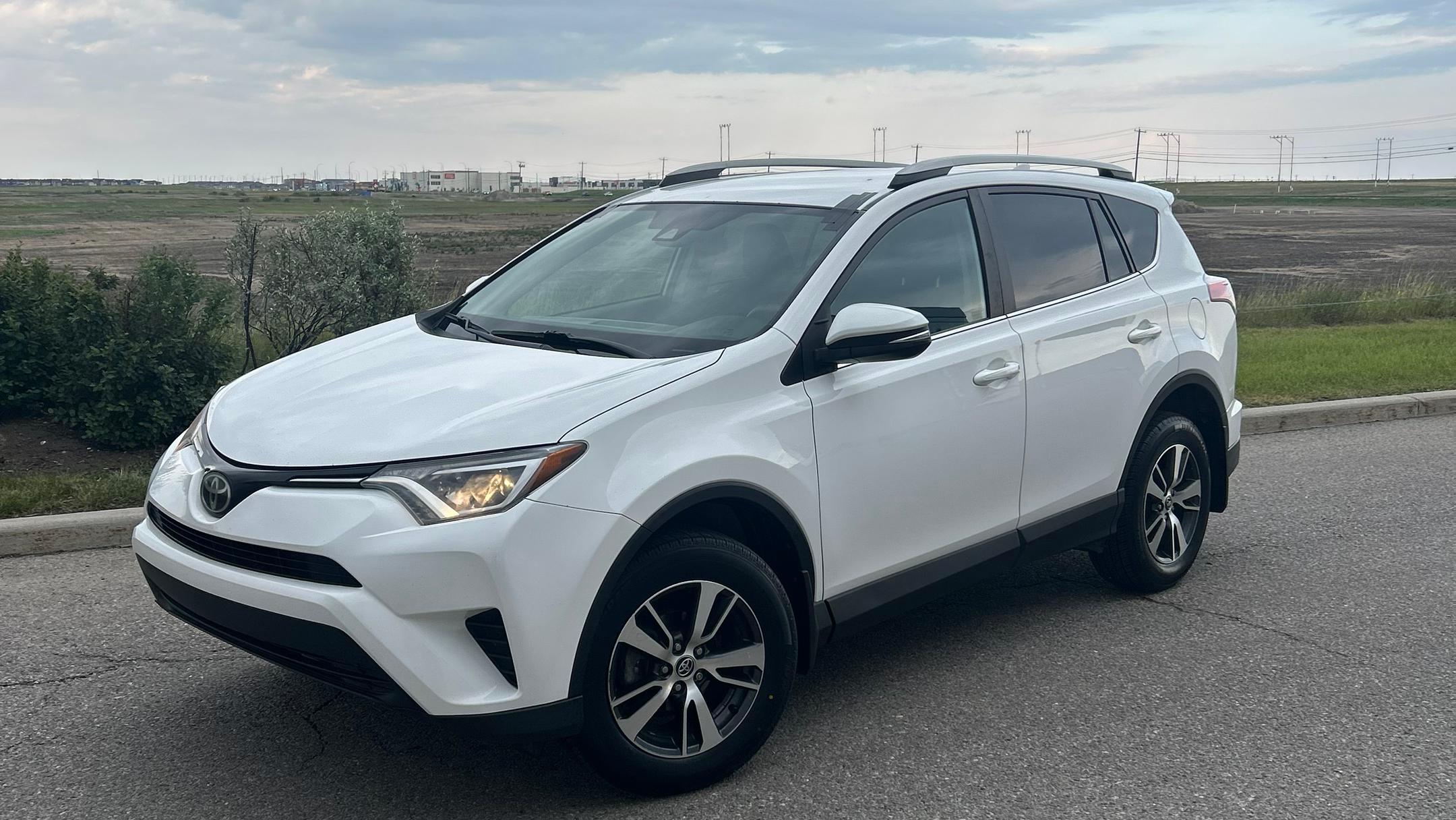 Toyota RAV4 2018 à Calgary, AB