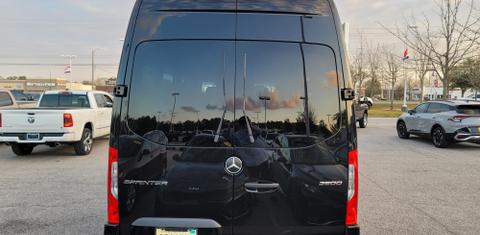 Mercedes-Benz Sprinter 2025