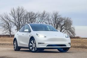 Tesla Model Y 2023 in Aurora