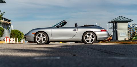 Porsche 911 2000