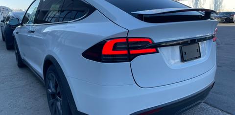 Tesla Model X 2023