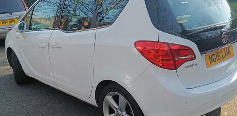 Vauxhall Meriva 2016