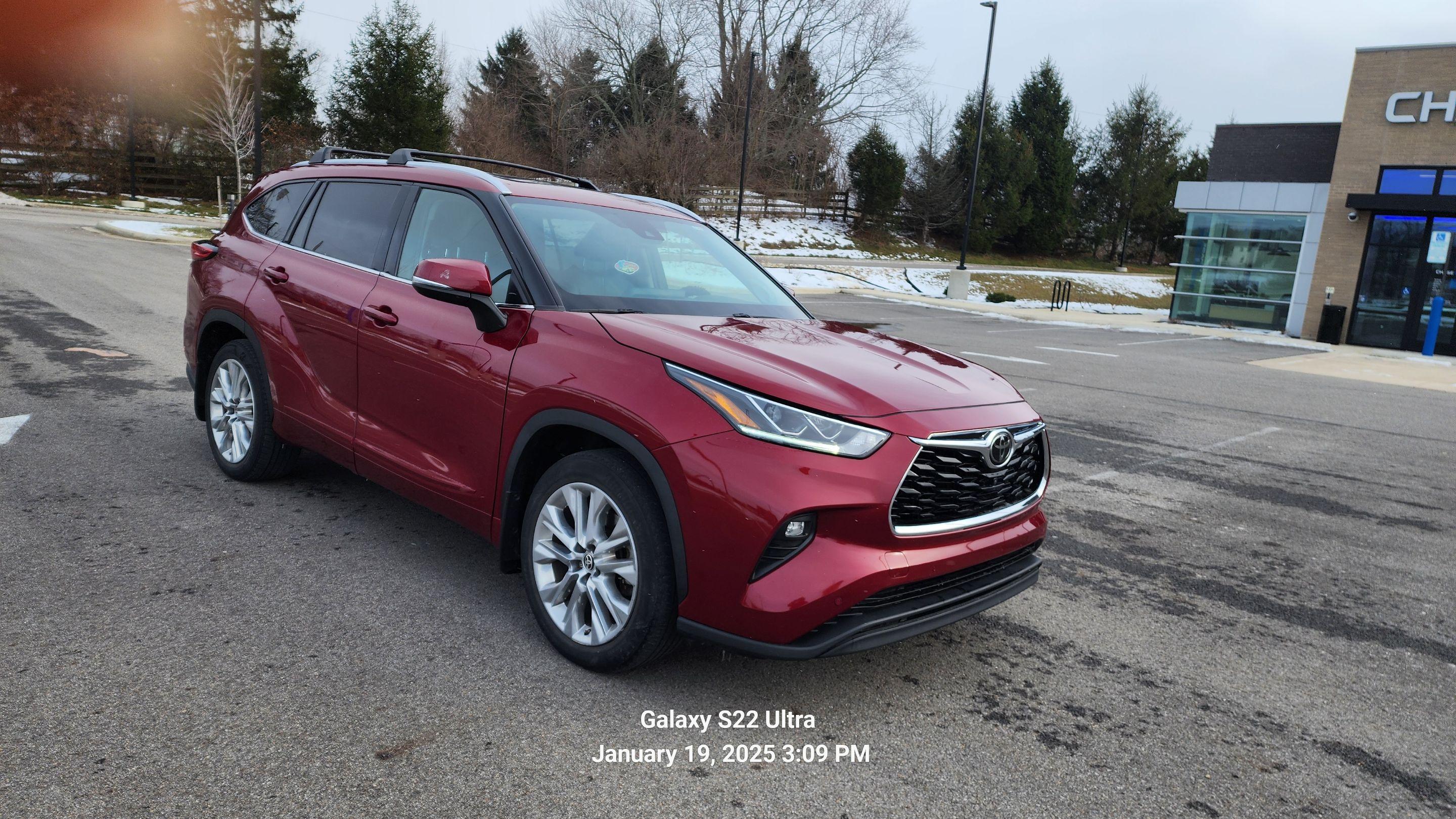 Toyota Highlander 2021 in Pataskala, OH
