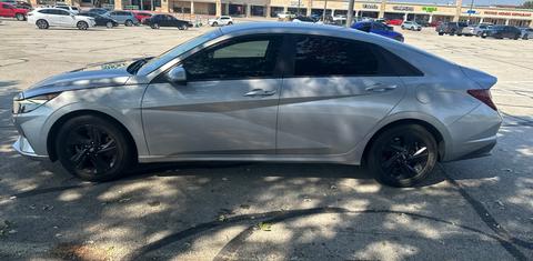 Hyundai Elantra 2021