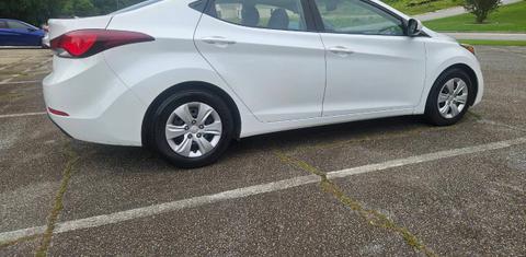 Hyundai Elantra 2016
