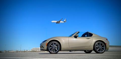 Mazda MX-5 Miata RF 2023