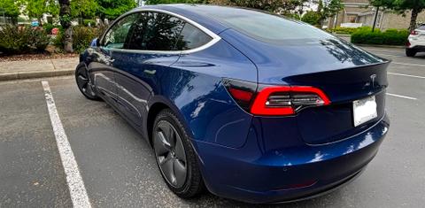 Tesla Model 3 2020