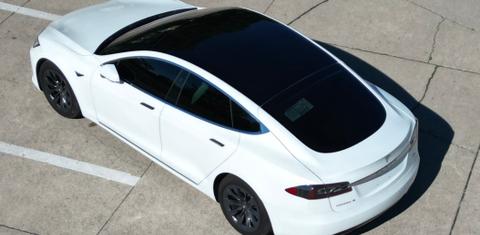 Tesla Model S 2018