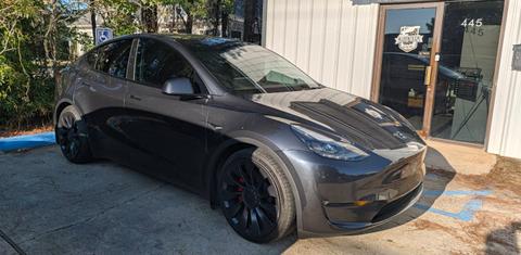 Tesla Model Y 2024