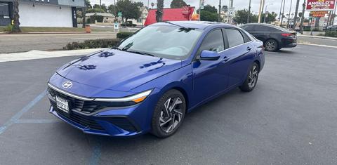 Hyundai Elantra 2024