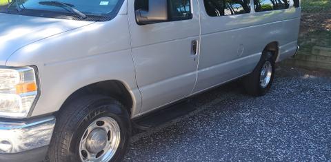 Ford Econoline 2011