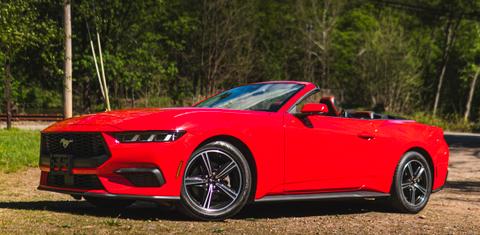 Ford Mustang 2024