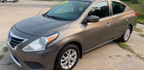 Nissan Versa 2015
