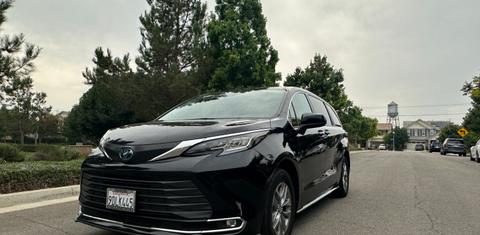Toyota Sienna 2023