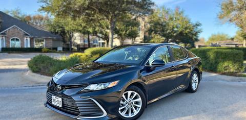 Toyota Camry 2021