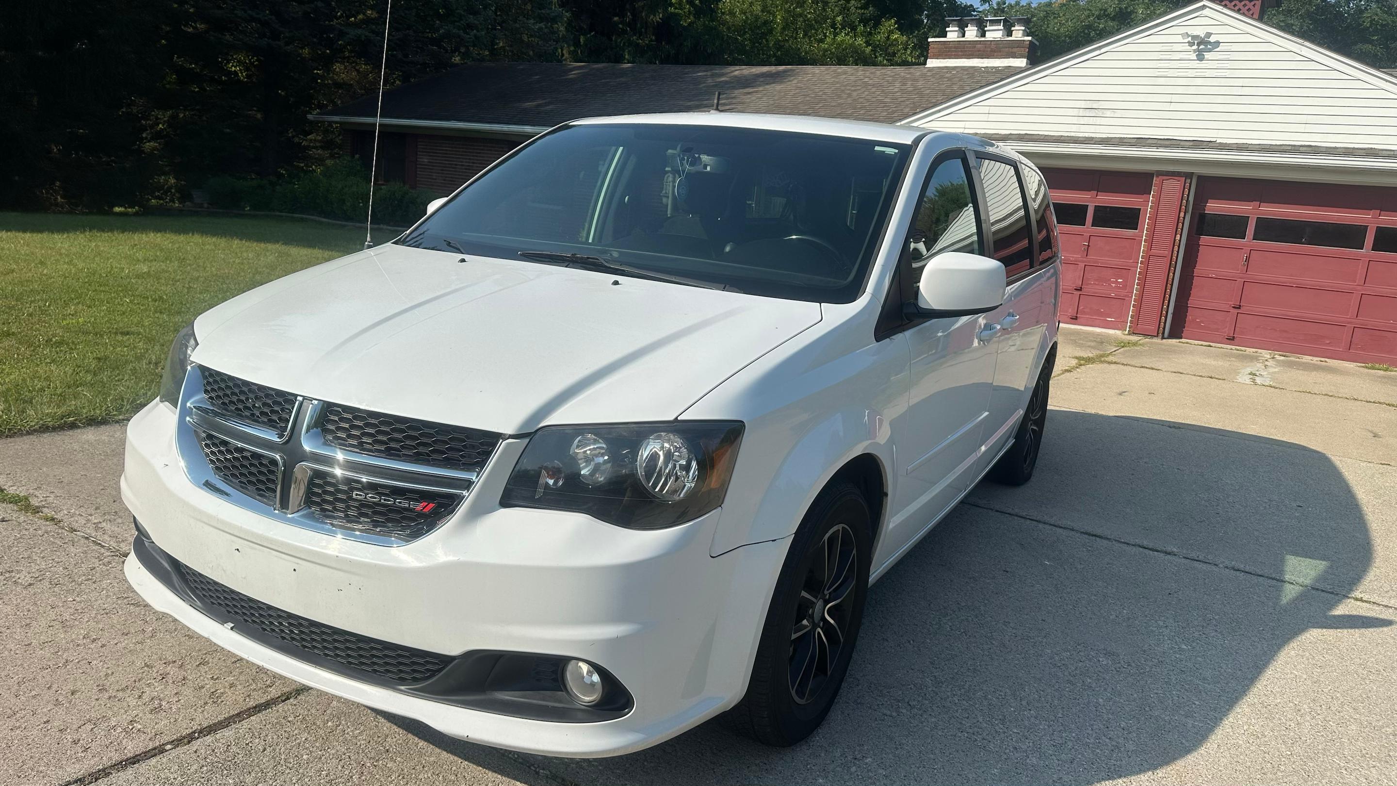 Dodge Grand Caravan 2018 in Sterling Heights, MI