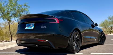 Tesla Model 3 2024