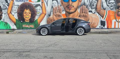 Tesla Model 3 2023