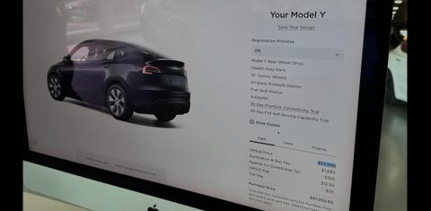 Tesla Model Y 2023