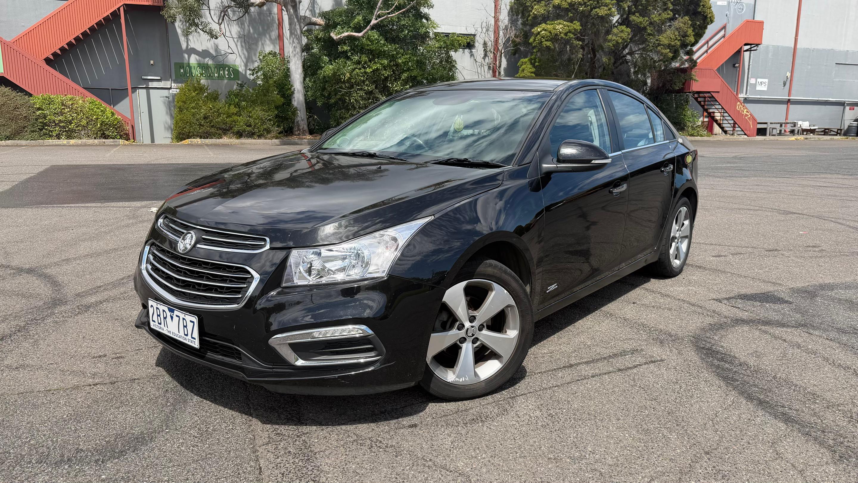Holden CRUZE 2016 in Oakleigh South