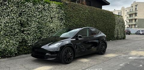 Tesla Model Y 2023