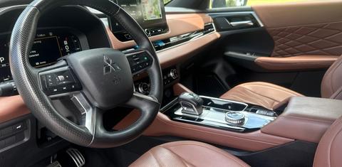 Mitsubishi Outlander 2025
