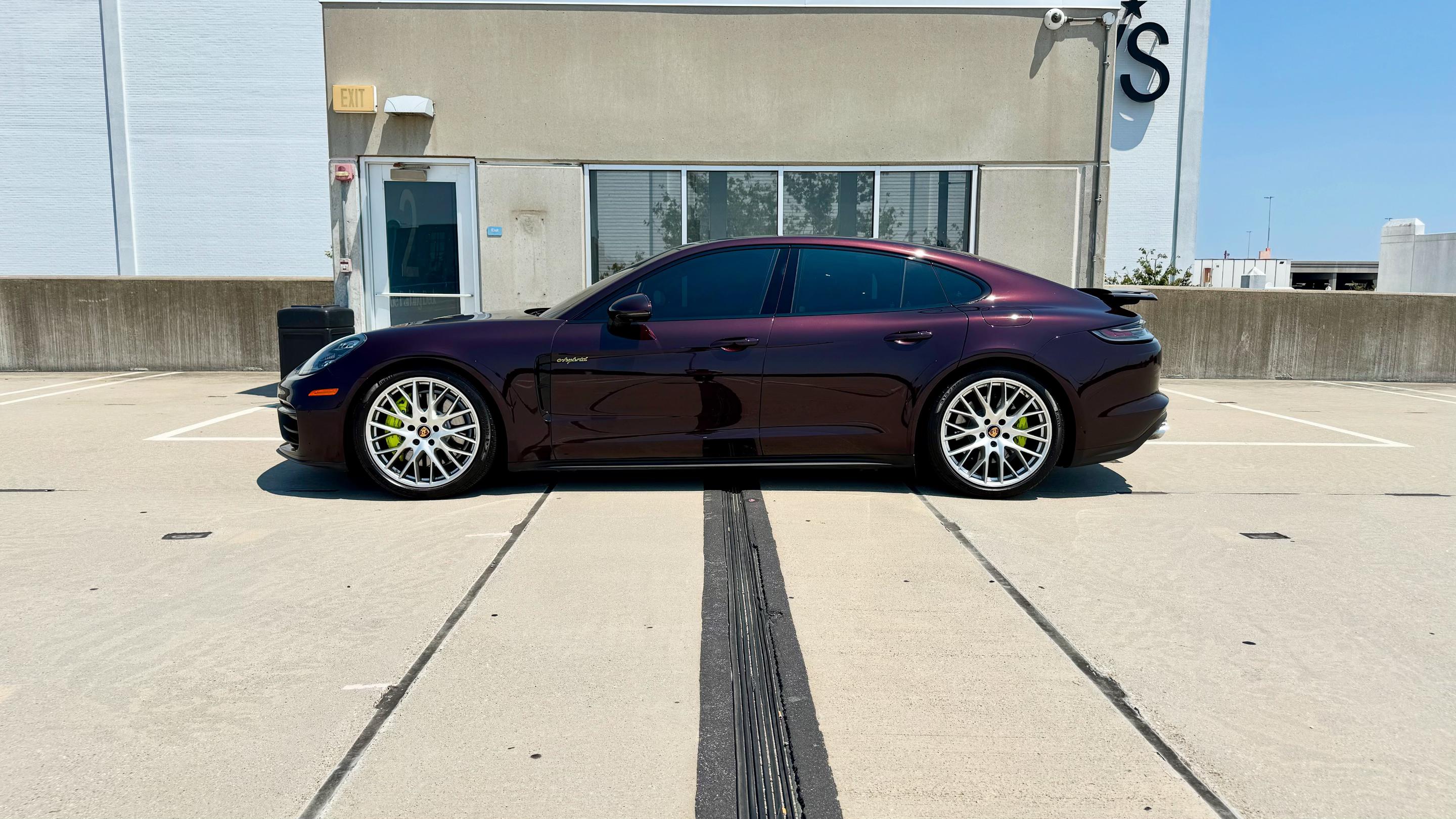 Porsche Panamera 2022 in Valley Stream, NY