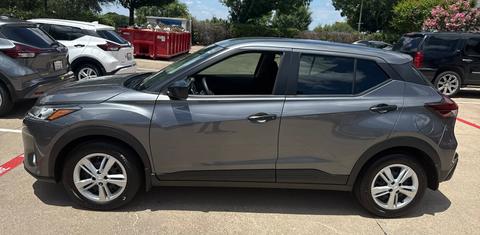 Nissan Kicks Play 2025