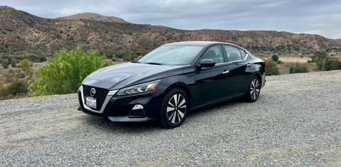 Nissan Altima 2021