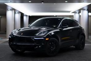 Porsche Macan car