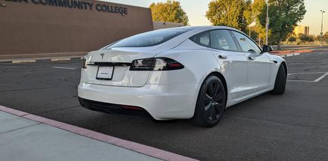 Tesla Model S 2022
