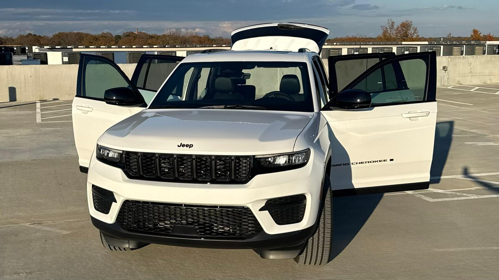 Jeep Grand Cherokee 2025 in 