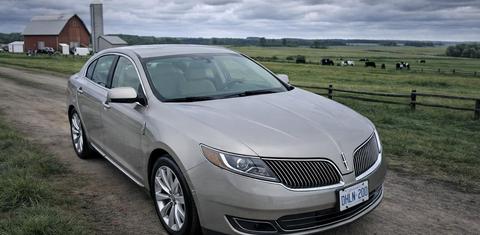 Lincoln MKS 2015
